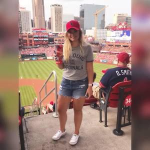 Meet your Posher, Carlye